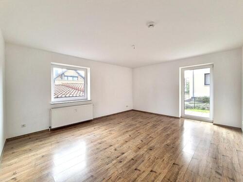 Foto - Gut geschnittene 3-Zimmer Wohnung mit Terrasse