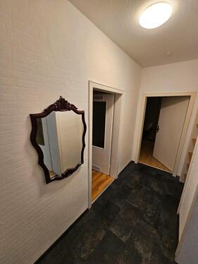 Foto - Große helle 3 Zimmer wohnung zum wermiten