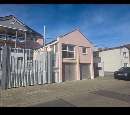 Foto - Freistehende renovierte Wohnung in Worms Weinshein