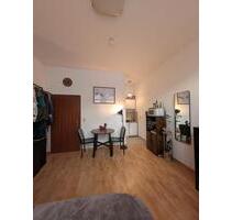 1 Zimmer Wohnung MITTEN in Köln EHRENFELD (beste Lage)