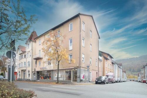 Foto - Sanierungsobjekt mit Potenzial – 3-Familienhaus mit Ladenfläche