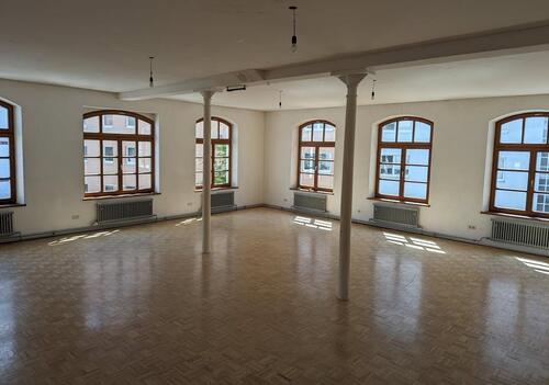Foto - Büro Praxis Loft Atelier - Rosenheim-Zentrum - Parkplätze