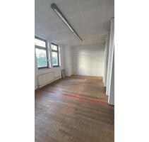 Zimmer Gewerbe zur Zwischenmiete - 6 Monate fix - München Schwabing-Freimann