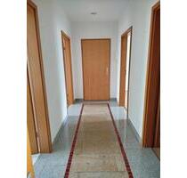 3 Raum Wohnung mit Balkon und TG 