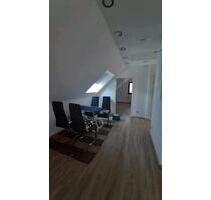 2 Zimmer, Küche, Bad DG-Wohnung in Großaitingen