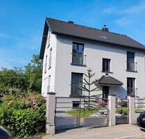 Ruhige moderne DG Wohnung - 650,00&nbsp;EUR Kaltmiete, ca.&nbsp; 55,00&nbsp;m&sup2; in Wuppertal (PLZ: 42369) Gemarkung Ronsdorf