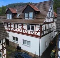 Mehrfamilienhaus mit 4 Wohneinheiten im Wickenrode - Helsa