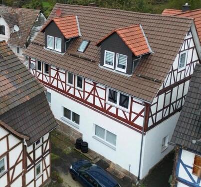 Foto - Mehrfamilienhaus, Wohnhaus in Helsa