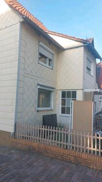 Foto - Haus zu Vermieten - 750,00 EUR Kaltmiete,