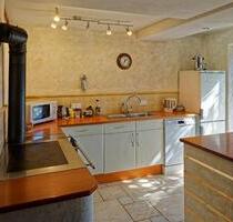 Ferienwohnung - 100,00&nbsp;EUR Kaltmiete, in Bad Tölz (PLZ: 83646)