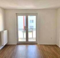 Kurzfristige Anmietung möglich - 2-Zimmer-Wohnung mit Balkon und Tageslichtbad - Oberursel (Taunus)