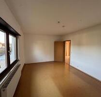 3 ZKB mit Balkon und Garage in Bürstadt