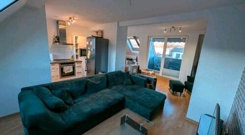 Foto - Moderne Wohnung im Dachgeschoss mit zusätzlichen Zimmern