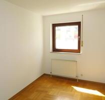 Helles WG Zimmer in S-Vaihingen|Uni Nähe und gute ÖPNV Anbindung - Stuttgart