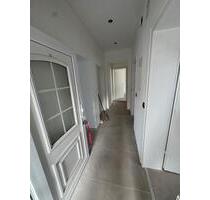 Treäumhafte wohnung in Eitorf - 950,00&nbsp;EUR Kaltmiete, ca.&nbsp; 80,00&nbsp;m&sup2; in Hennef (Sieg) (PLZ: 53773)