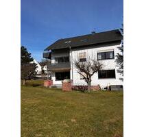 Wohnung mit Balkon - 960,00&nbsp;EUR Kaltmiete, ca.&nbsp; 90,00&nbsp;m&sup2; in Hof (PLZ: 95028) Altstadt