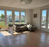 Moderne helle Wohnung mit großer Terrasse und Gartenblick - Meerbusch Necklenbroich