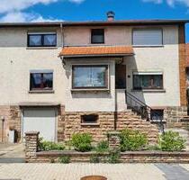Einfamilienhaus mit Potenzial - 90.000,00&nbsp;EUR Kaufpreis, ca.&nbsp; 190,00&nbsp;m&sup2; in Frankenberg (Eder) (PLZ: 35066)
