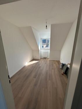 Foto - 3 Zimmer Dachgeschoßwohnung zur Miete in Solingen