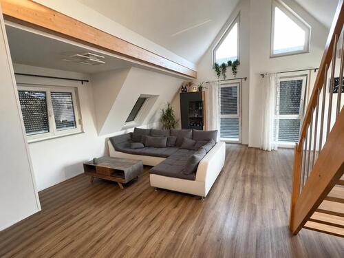 Foto - Moderne 3,5-Zimmer-Maisonettewohnung mit Loggia