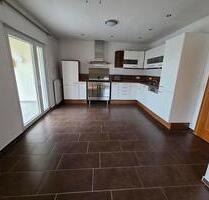 Moderne 3-Zimmer-Erdgeschosswohnung mit Garten in 63791 Karlstein - Karlstein am Main