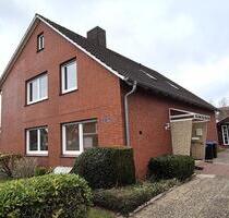 Große Erdgeschoßwohnung in Leer mit Wintergarten - Leer (Ostfriesland)