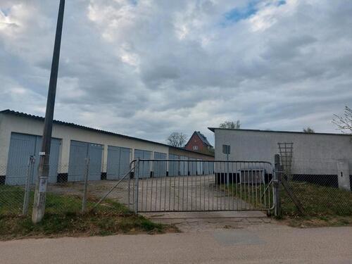 Foto - Vermiete sichere Garage in Schwerin Lankow mit Strom, Reihenende