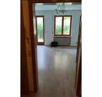 1,5 ZKB in Haunstetten mit EBK und kleinem Garten - Augsburg Haunstetten-Siebenbrunn