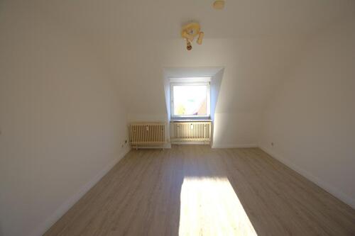 Foto - 3 Zimmer Dachgeschoßwohnung zur Miete in Brunsbüttel