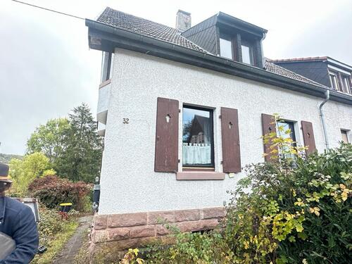 Foto - Charmantes sanierungsbedürftiges Altbauhaus