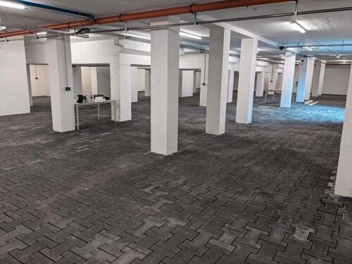 Foto - 480 m² Lager Keller in 04288 LEIPZIG mit 500 MBit Glasfaser, Strom, Wasser, WC Halle Tiefgarage Garage Lagerhalle Tiefgarage Versandhandel Lagerfläche Versandlager
