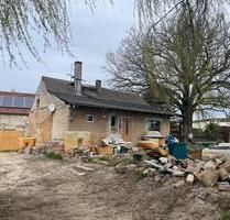 Kleines Haus , großer Garten - 25.000,00&nbsp;EUR Kaufpreis, ca.&nbsp; 60,00&nbsp;m&sup2; in Bad Liebenwerda (PLZ: 04924)