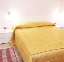 Ferienwohnung am Gardasee mit Außenterrasse und privatem Parkplat - München Altstadt-Lehel