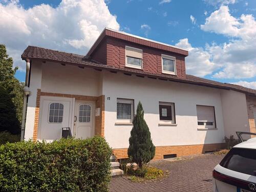 Foto - Modernisierungsbedürftiges Haus mit viel Entwicklungspotenzial
