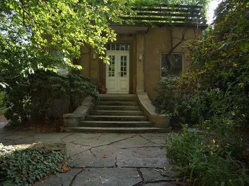 Foto - Großzügiges 2 Familien Wohnhaus mit Keller, Garage und Garten