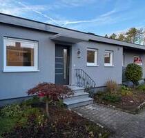 Von Privat: Erstbezug nach umfassender Sanierung - Reihenendhaus - Rodenbach