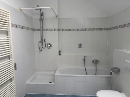 Foto - 4 Zimmer Dachgeschoßwohnung zur Miete in Buckenhof