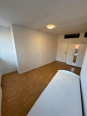 Foto - Möbliertes Zimmer für Studenten und Berufstätige