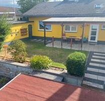 Einfamilienhaus - 375.000,00&nbsp;EUR Kaufpreis, ca.&nbsp; 95,00&nbsp;m&sup2; in Taunusstein (PLZ: 65232)