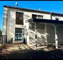 OHNE MAKLER! Freies Reihenendhaus mit tollem Grundstück - Bremen Blockland