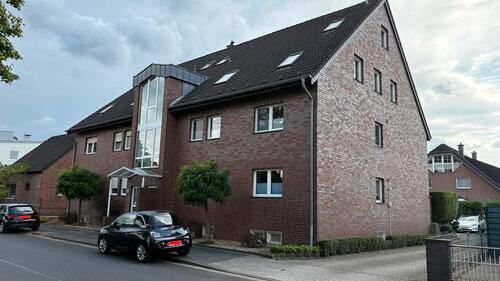 Foto - Moderne 99m2 Wohnung mit 2 Stellplätzen, Klimaanlage und Küche