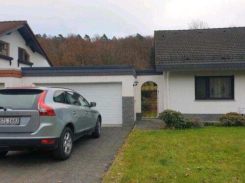 Foto - 4 Zimmer Einfamilienhaus zum Kaufen in Helsa