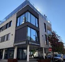 Exklusive 2-Zimmer-Wohnung mit Loggia mitten in Hofheim am Taunus