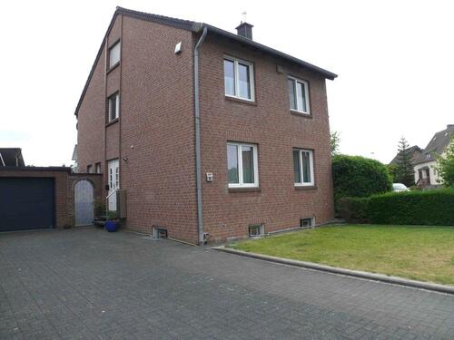 Foto - Doppelhaushälfte - 450.000,00 EUR Kaufpreis, ca.  150,00 m²