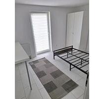 Möblierte 2-WG Zimmer für 2 junge Berufstätige Frauen (Damen) - Worms