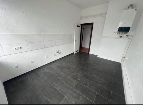 Foto - 4ZKB zu vermieten ab sofort - 950,00&nbsp;EUR Kaltmiete, ca.&nbsp; 100,00&nbsp;m&sup2;