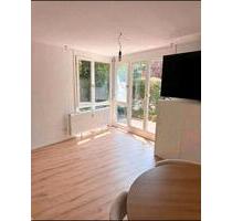 Möblierte 1-Zimmer-Wohnung mit Terrasse in Esslingen - Esslingen am Neckar