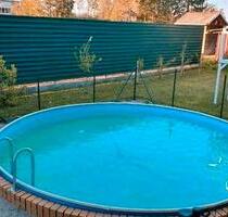 3 Seitenhof 5 Garagen Partyraum Pool Grundstück 4600qm2 - Röderland