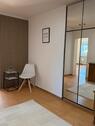 Foto - WG-Zimmer in teilmöblierter Wohnung – mit WLAN, Küche & Balkon