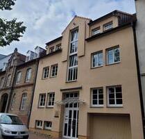 Attraktive Single-Wohnung in gepflegtem Mehrfamilienhaus - Wismar Altstadt